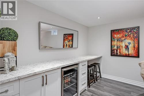 2475 Cavendish Drive, Burlington, ON - Indoor Photo Showing Other Room