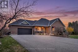 1801 ROCKLANE DRIVE Ottawa, ON K2W 1B5