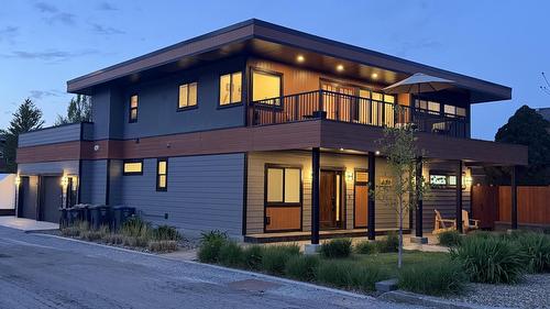 338 Burne Avenue, Kelowna, BC - Outdoor