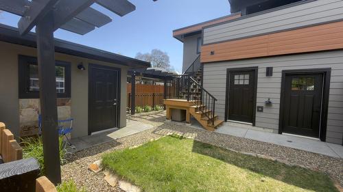 338 Burne Avenue, Kelowna, BC - Outdoor With Deck Patio Veranda With Exterior