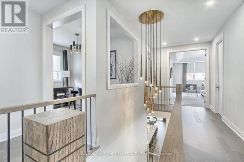 92 Maple Fields Circle, Aurora, ON - Indoor Photo Showing Other Room