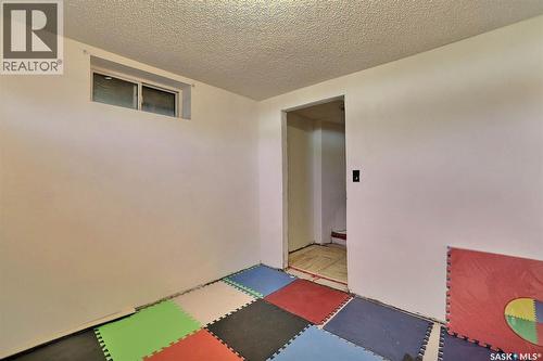 211 Main Street, Vibank, SK - Indoor Photo Showing Other Room