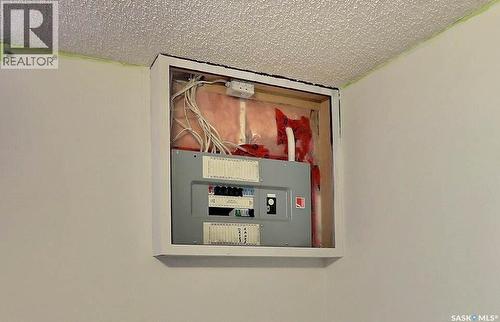 211 Main Street, Vibank, SK -  Photo Showing Other Room
