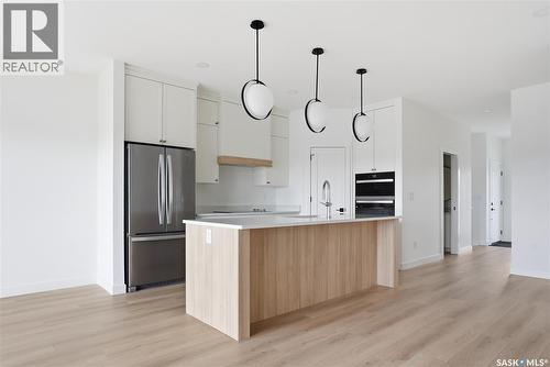 20 720 Brighton Boulevard, Saskatoon, SK - Indoor Photo Showing Kitchen
