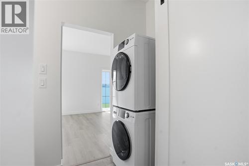 20 720 Brighton Boulevard, Saskatoon, SK - Indoor Photo Showing Laundry Room