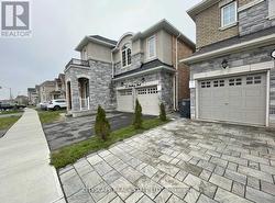 26 PADBURY TRAIL Brampton, ON L7A 0B6