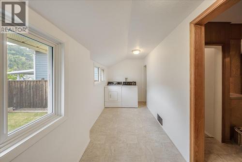 1734 Third Avenue, Trail, BC - Indoor Photo Showing Other Room