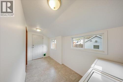 1734 Third Avenue, Trail, BC - Indoor Photo Showing Other Room