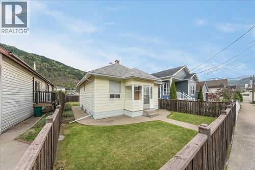 1734 Third Avenue, Trail, BC - Outdoor With Exterior