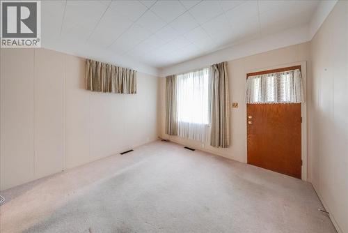 1734 Third Avenue, Trail, BC - Indoor Photo Showing Other Room