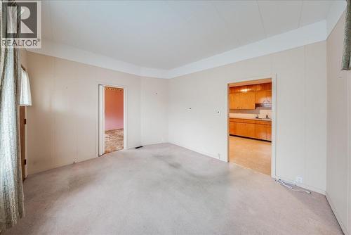 1734 Third Avenue, Trail, BC - Indoor Photo Showing Other Room