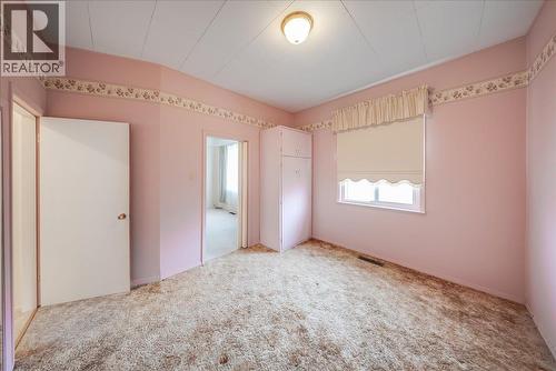 1734 Third Avenue, Trail, BC - Indoor Photo Showing Other Room