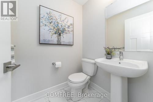 663 Putney Crescent, Ottawa, ON - Indoor Photo Showing Bathroom