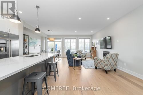 663 Putney Crescent, Ottawa, ON - Indoor