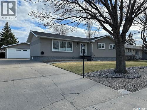 606 Staveley Crescent, Weyburn, SK - Outdoor With Facade