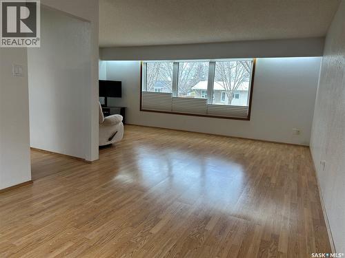 606 Staveley Crescent, Weyburn, SK - Indoor Photo Showing Other Room