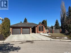 214 Forsyth COURT  Saskatoon, SK S7N 4H2