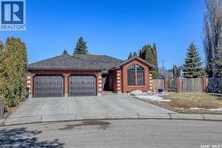 214 Forsyth COURT  Saskatoon, SK S7N 4H2