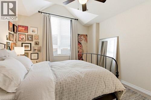 2362 Peppiatt Common, Burlington, ON - Indoor Photo Showing Bedroom