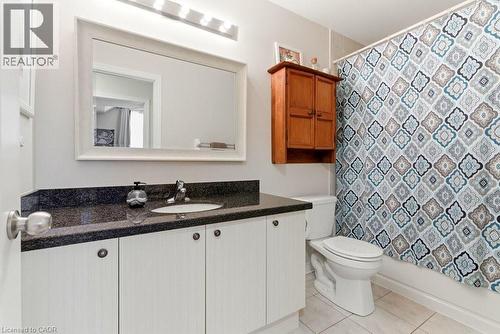 2362 Peppiatt Common, Burlington, ON - Indoor Photo Showing Bathroom