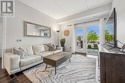 121 - 35 KINGSBURY SQUARE Guelph (Pineridge/Westminster Woods), ON N1L 0J4