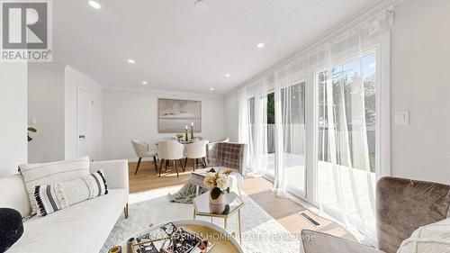 13 Applegate Crescent, Toronto, ON - Indoor Photo Showing Dining Room