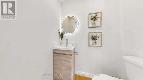 13 Applegate Crescent, Toronto, ON - Indoor Photo Showing Bathroom