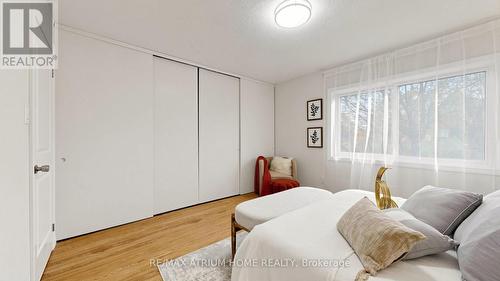 13 Applegate Crescent, Toronto, ON - Indoor