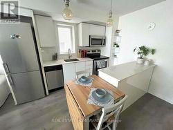 2 - 183 WILLIAM DUNCAN ROAD Toronto, ON M3K 0B5