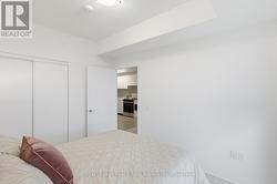 Bedroom w/ full closet - 