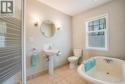 Ensuite w/heated floors - 