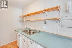Kitchenette - 