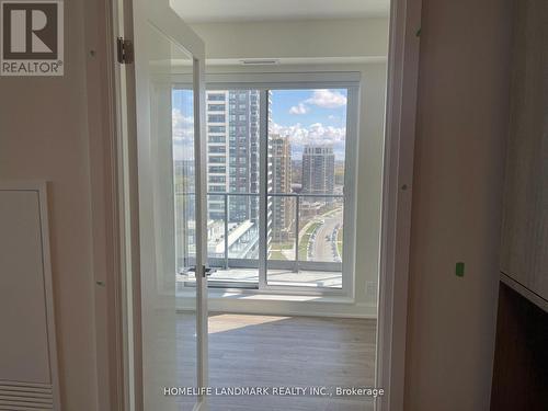 1810 - 8 Water Walk Drive, Markham, ON - Indoor Photo Showing Other Room
