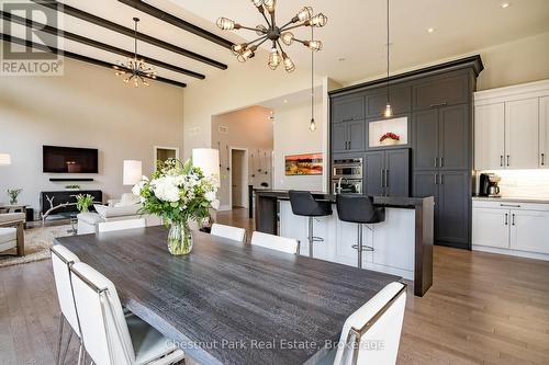 Open floor plan and spacious dining area - 1 Windrose Valley Boulevard, Clearview, ON - Indoor Photo Showing Dining Room