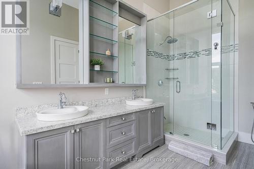 5 pc ensuite for primary bedroom - 1 Windrose Valley Boulevard, Clearview, ON - Indoor Photo Showing Bathroom
