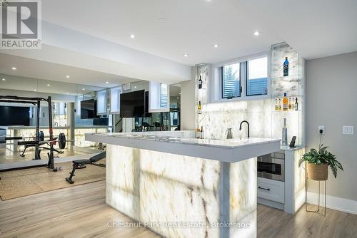 Fantastic custom bar for entertaining - 1 Windrose Valley Boulevard, Clearview, ON - Indoor