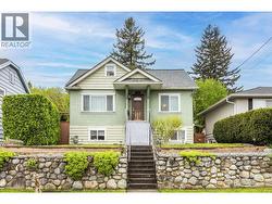 1613 HAMILTON STREET New Westminster, BC V3M 2N7