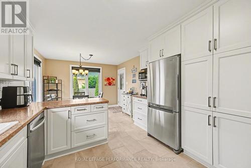 855 Kenyon Crescent, Cornwall, ON - Indoor Photo Showing Kitchen
