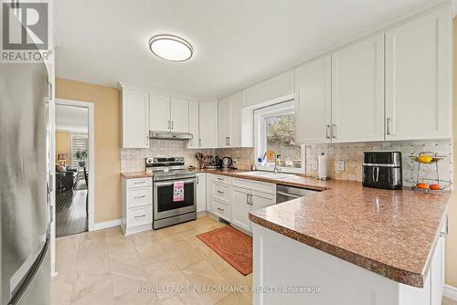 855 Kenyon Crescent, Cornwall, ON - Indoor Photo Showing Kitchen