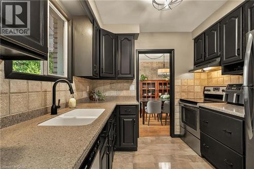 5119 Cherryhill Crescent, Burlington, ON - Indoor Photo Showing Kitchen With Double Sink