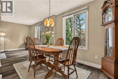 5119 Cherryhill Crescent, Burlington, ON - Indoor Photo Showing Dining Room