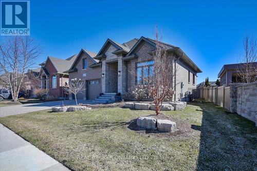 15 Langton Drive, Kitchener, ON - Outdoor