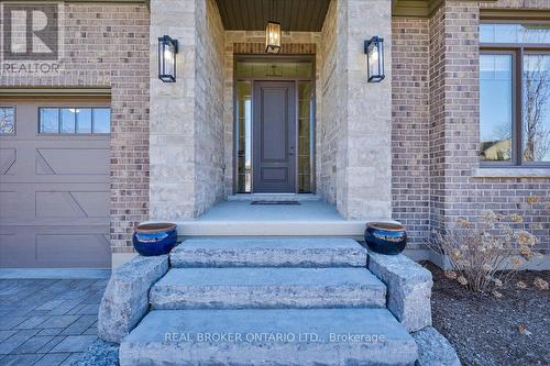 15 Langton Drive, Kitchener, ON - Outdoor