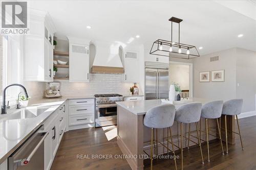 15 Langton Drive, Kitchener, ON - Indoor Photo Showing Kitchen With Upgraded Kitchen