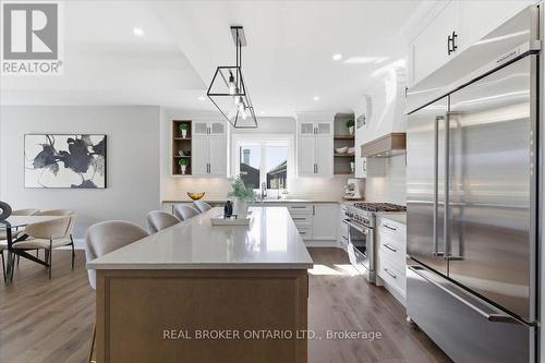 15 Langton Drive, Kitchener, ON - Indoor Photo Showing Kitchen With Upgraded Kitchen