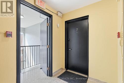1254 Fennell Avenue E, Hamilton, ON - Indoor Photo Showing Other Room