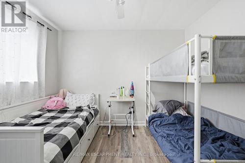 1254 Fennell Avenue E, Hamilton, ON - Indoor Photo Showing Bedroom