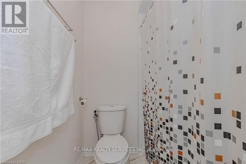 172 Beckview Drive, Kitchener, ON - Indoor Photo Showing Bathroom