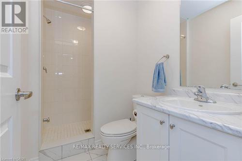 172 Beckview Drive, Kitchener, ON - Indoor Photo Showing Bathroom