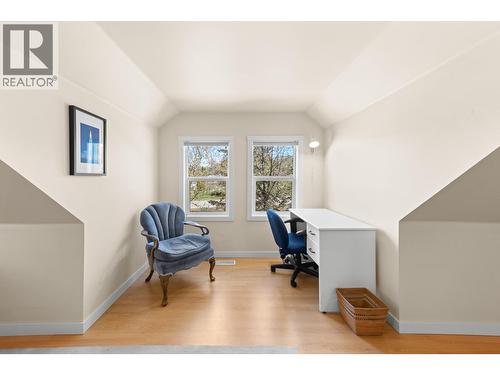 3990 June Springs Road, Kelowna, BC - Indoor Photo Showing Other Room